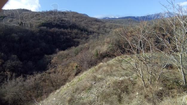 Продам земельный участок под застройку 6 сот Лазурное Алушта Крым