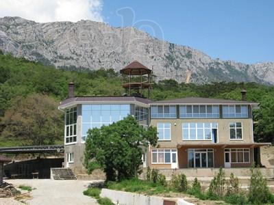 Продаётся гостевой дом в Крыму 748 кв. м на 28 сот.