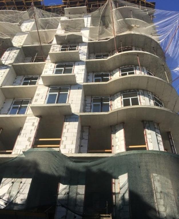 Продаю однокомнатную квартиру 54 кв. м Ялта